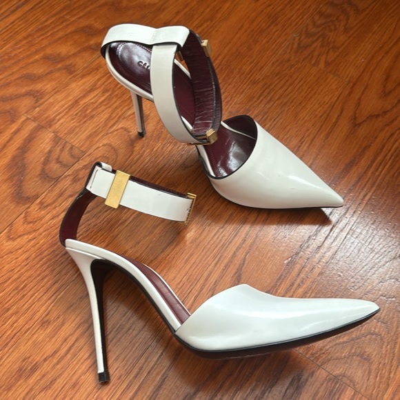 Celine Pump - Picture 2 of 4